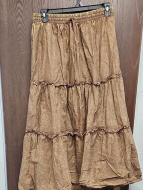 Zenana Outfitters Brown Tiered Maxi Skirt with Elastic Waist